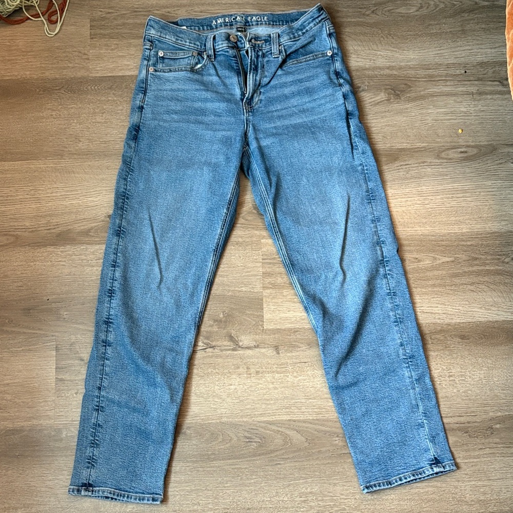 American Eagle 90’s Straight Jean